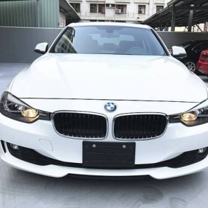 2013年BMW 328i未領牌